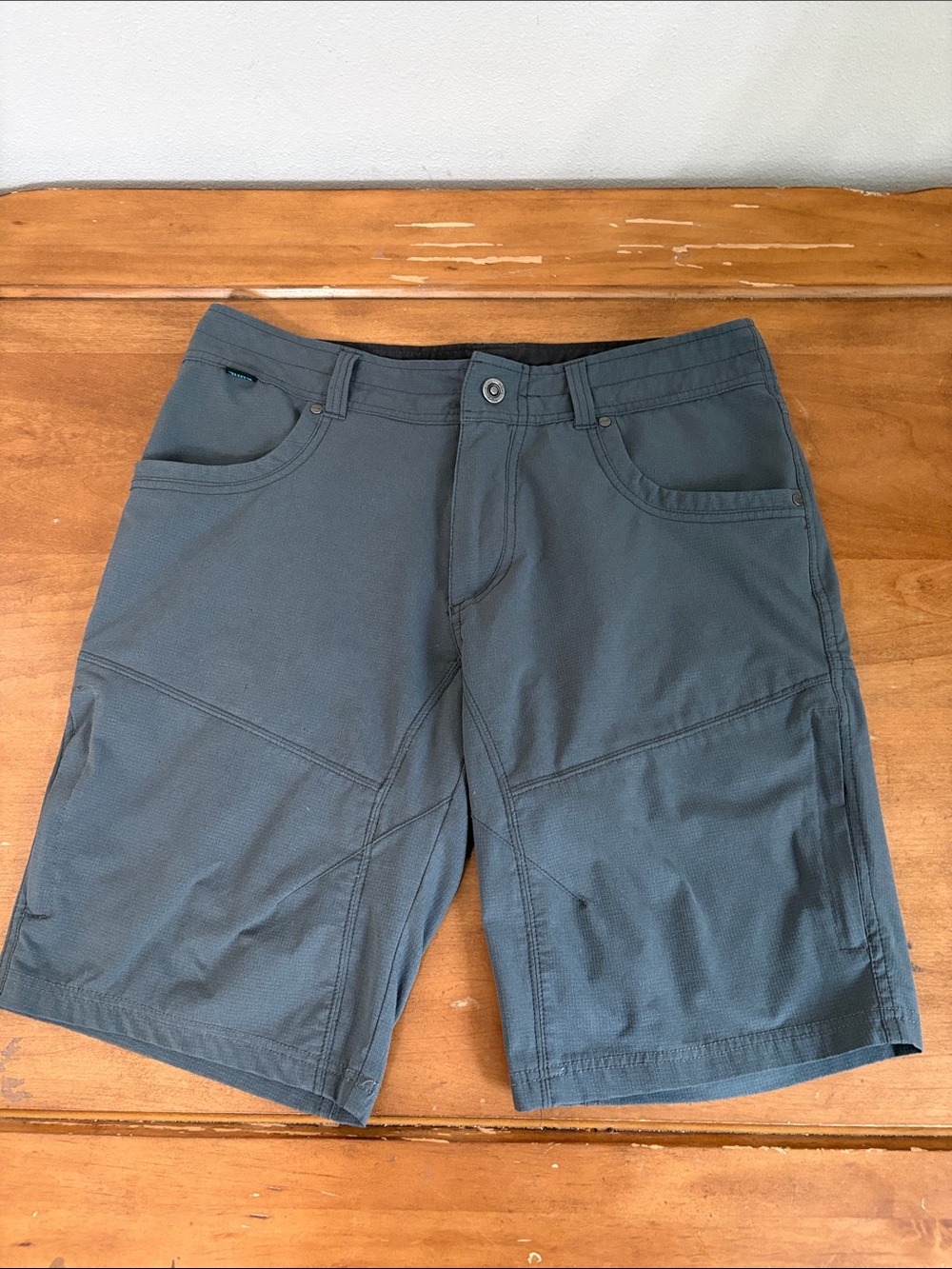 Kuhl Men's Casual Cargo Shorts Slate Color Size 32